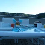 La Desirade Oda ve Kahvaltı Salles-la-Source
