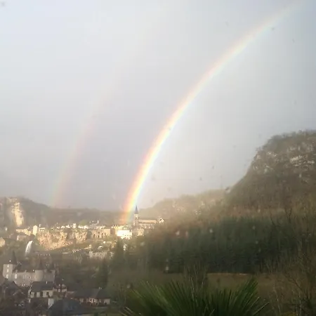 Couette-café La Desirade Salles-la-Source