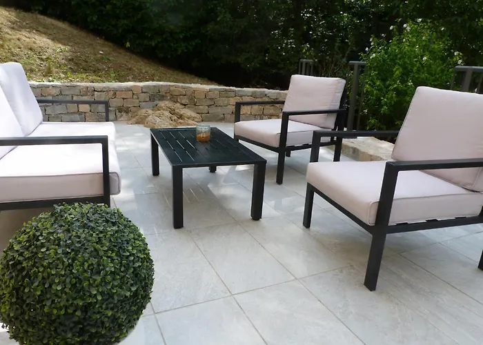 Oda ve Kahvaltı La Desirade 3*